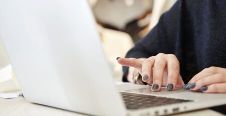 woman on laptop