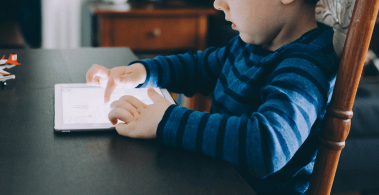Why You Should Manage Your Child’s Screen Time